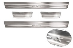 Nakładki progowe TOYOTA  AYGO X