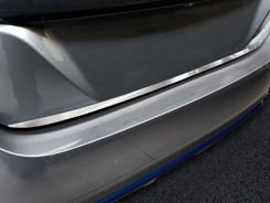 Listwa ozdobna na klapę bagażnika Nissan Leaf 2