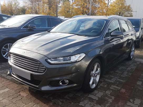 Nakładka na zderzak tylny do Ford Mondeo Mk5 Kombi (Czarna)