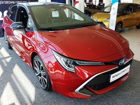 Nakładka na zderzak tylny do Toyota Corolla 12 Hatchback (Stal)